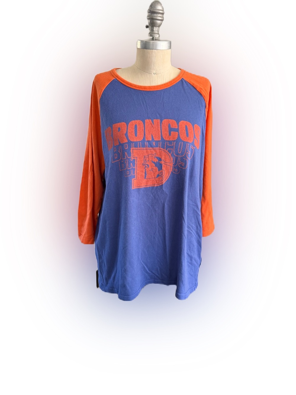 Junk Food Clothing Orange and Blue Denver Broncos Tee Shirt. Size Large